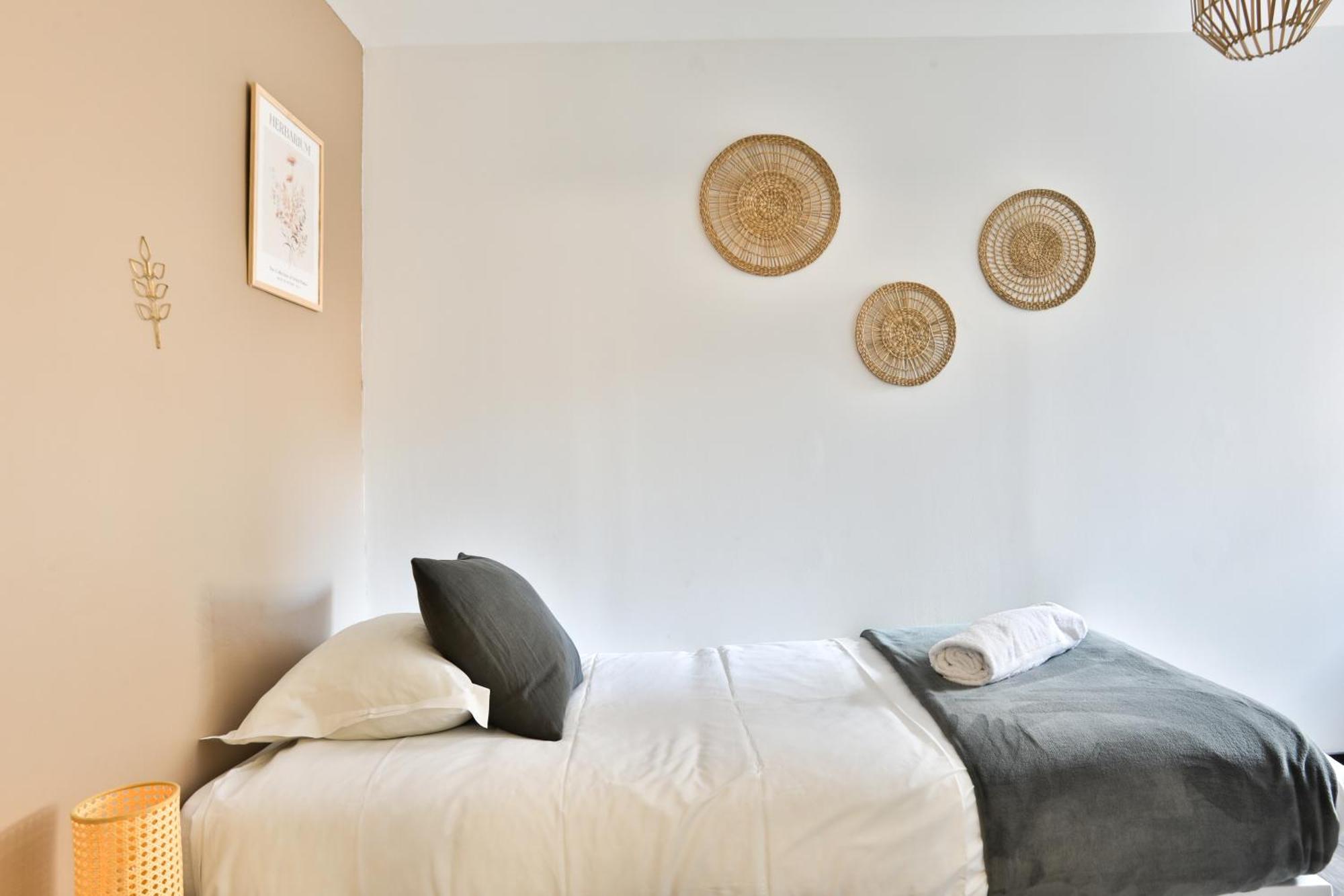 Au Nid Des Remparts A Apartment